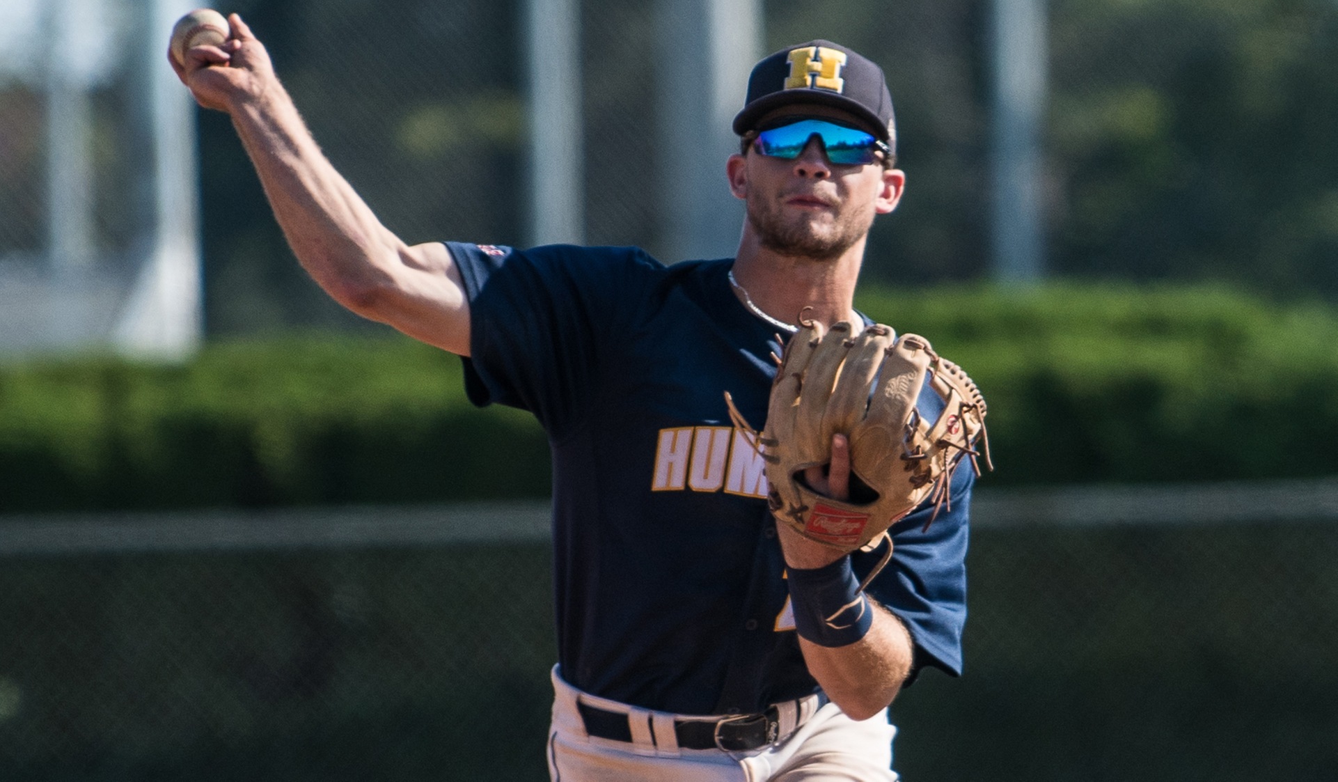 HAWKS EXPLODE IN BACK-TO-BACK ROAD WINS - SIGMUND WITH GAME 2 NO-NO