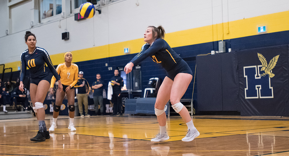 No. 4 HAWKS ROLL TO STRAIGHT SET SWEEP OVER ST. CLAIR