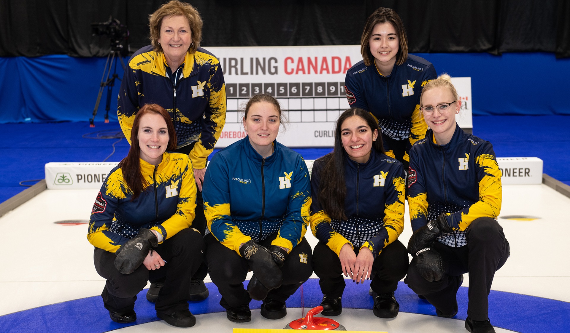 HAWKS WOMEN SPLIT OPENING DAY AT CURLING NATIONALS