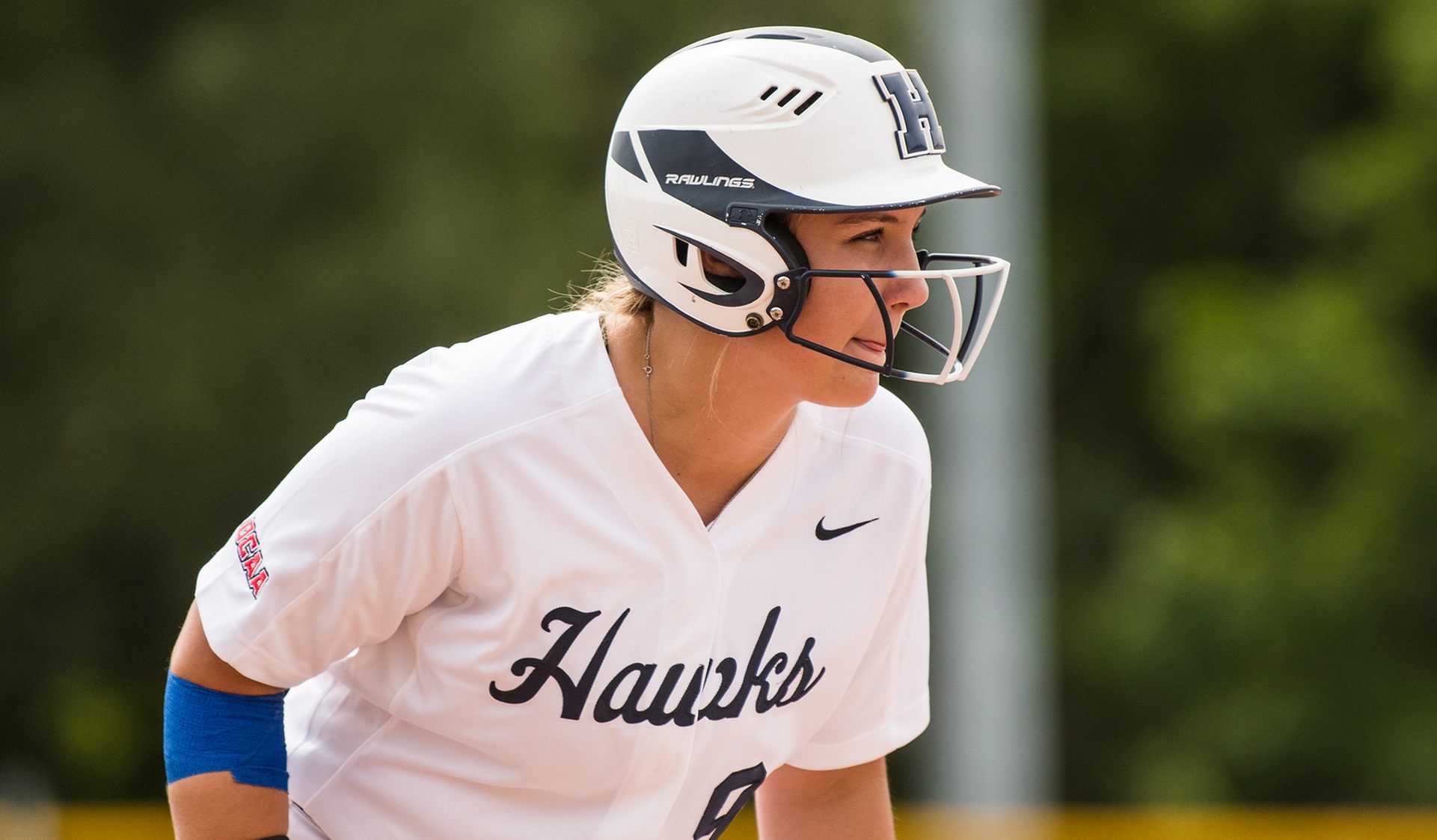 HAWKS UNDEFEATED IN OPENING WEEKEND WITH SWEEP OF MOHAWK