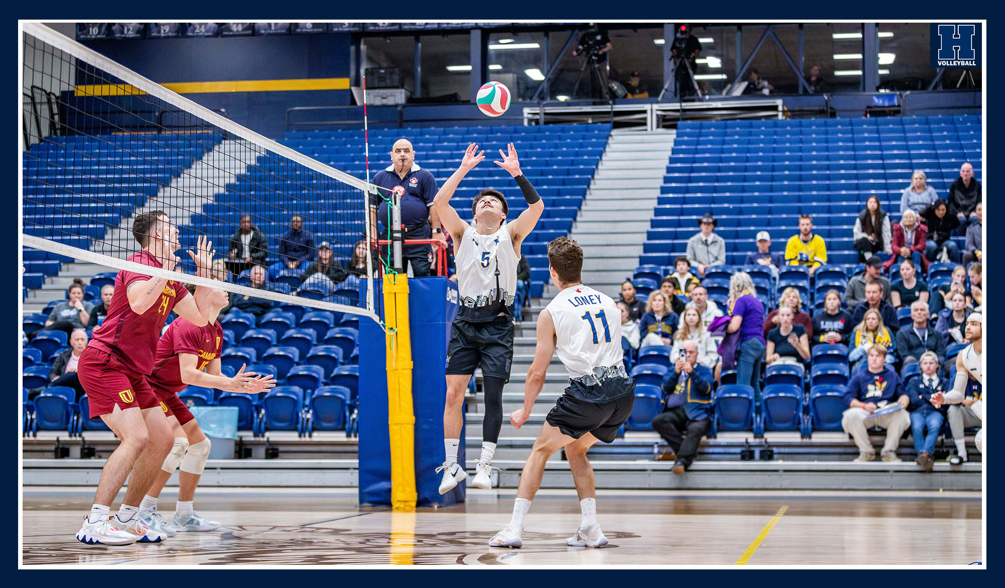 Perfect season continues for No. 4 Men's Volleyball