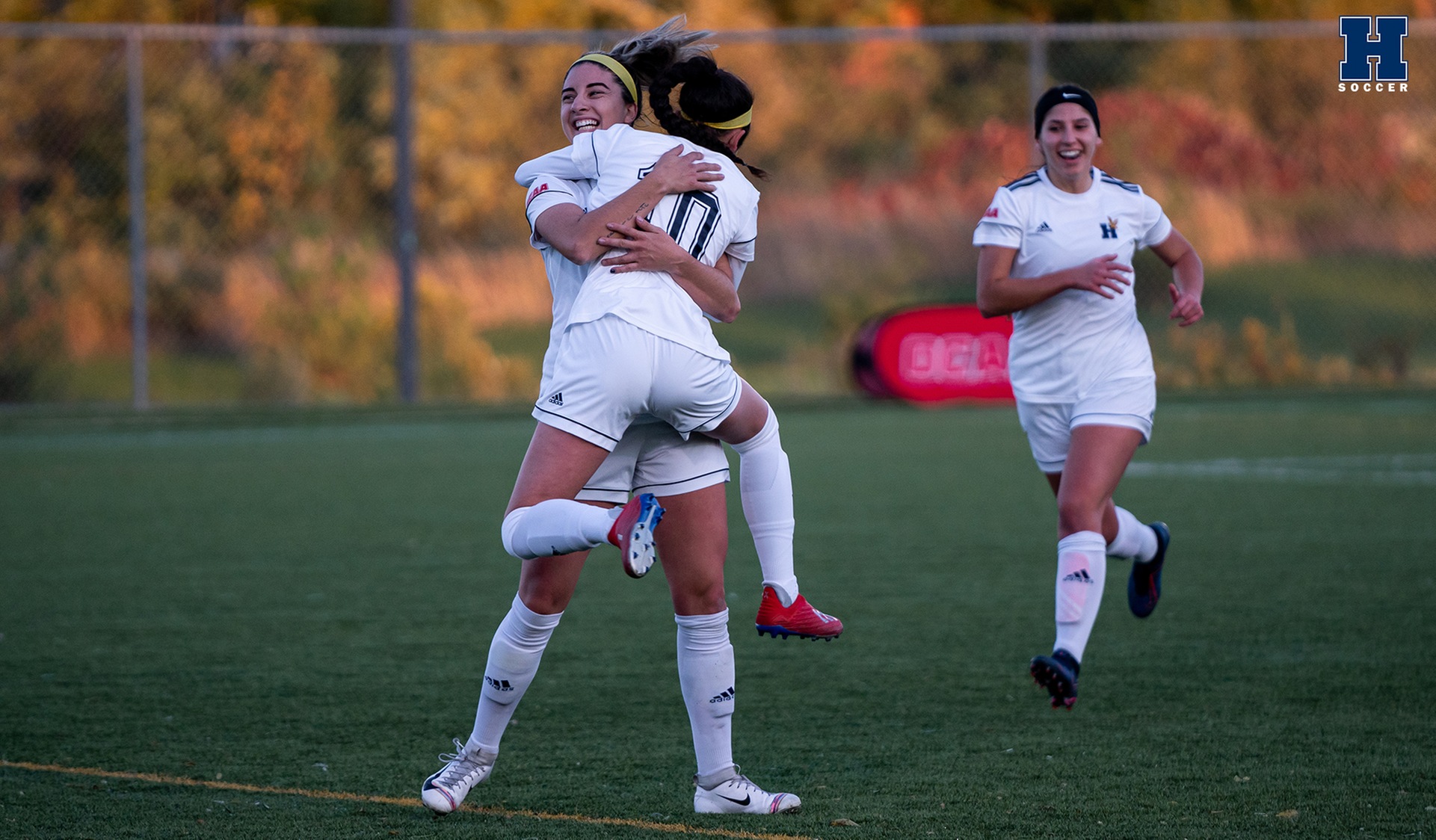 Dominant Effort Sends No. 11 Women's Soccer to OCAA Semifinal