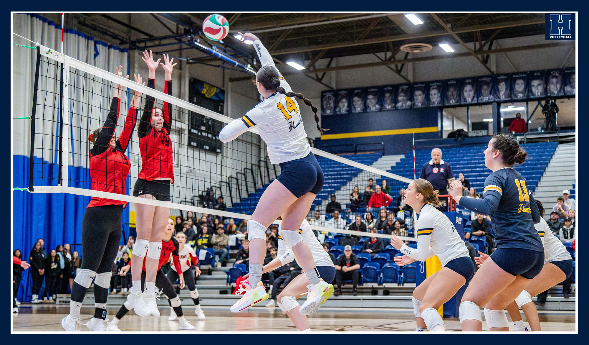 No. 4 Women's Volleyball stays unbeaten with win over Fanshawe