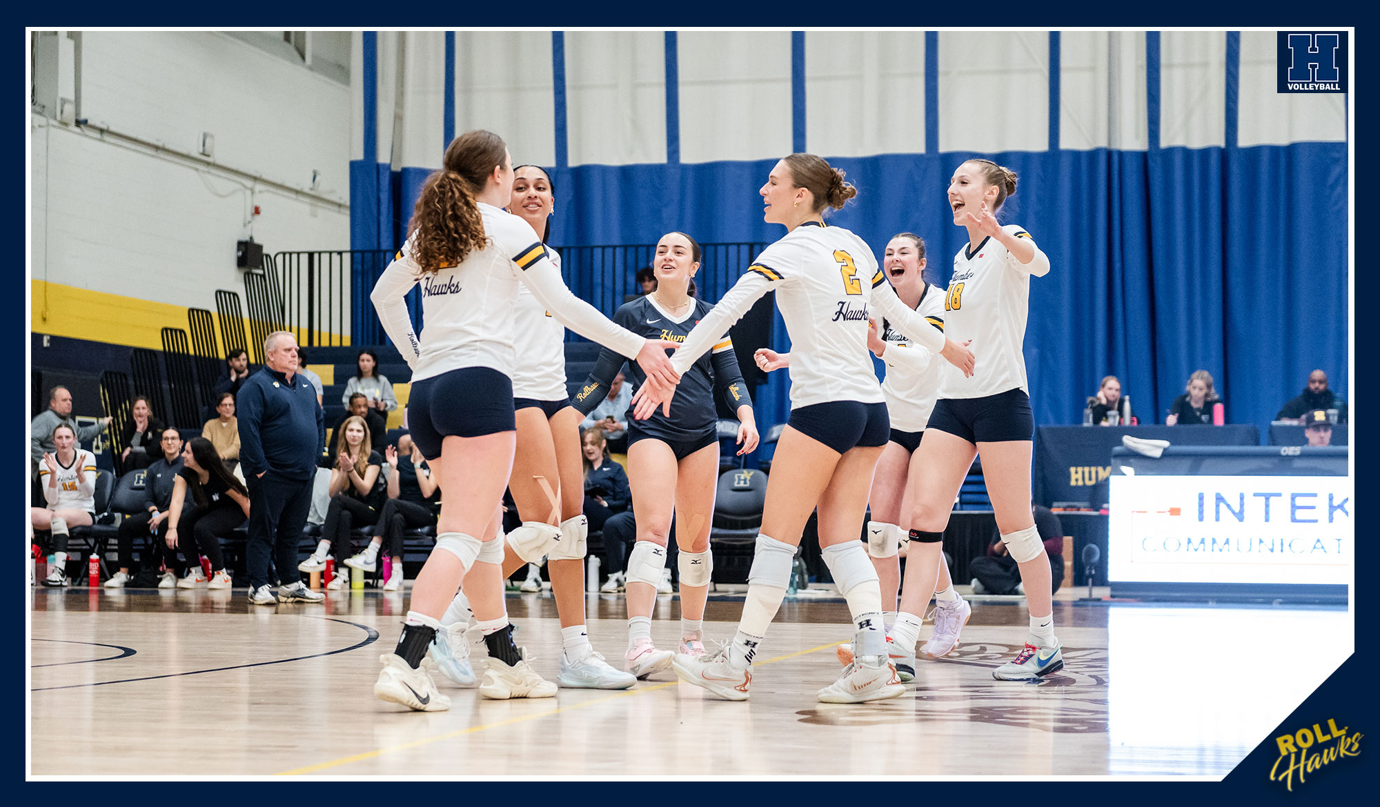 Another road victory for No. 4 Women's Volleyball